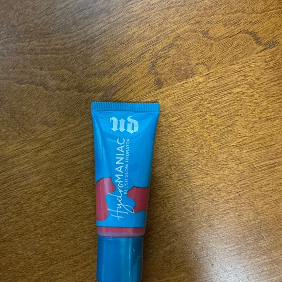Urban Decay Hydromaniac blush - Picture 3 of 3